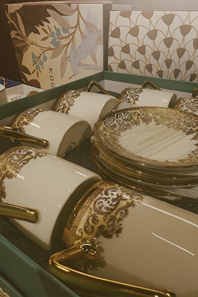 Paçi Gold Gilt Embossed 6 Person Coffee Cup Set