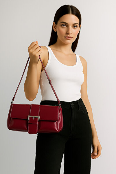 Kumsal Allure Luxury Buckle Shoulder Bag – Modern & Timeless Design
