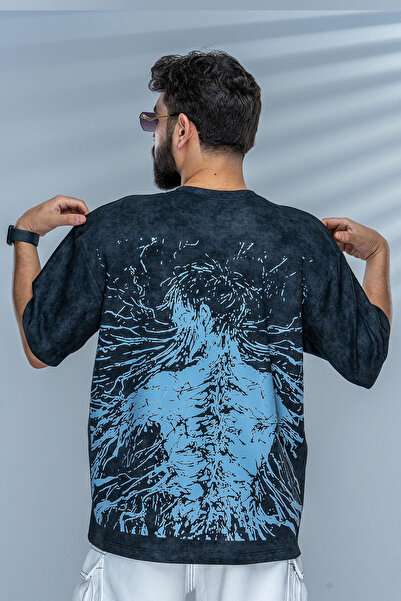 saneafn Black T-shirt featuring Eren Yeager