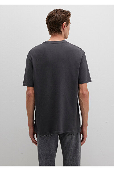 Mavi Anthrazitfarbenes Basic-T-Shirt mit lockerer Passform / lockerer, bequemer Schnitt 0612823-80106