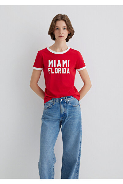 Mavi Florida bedrucktes weißes T-Shirt mit roten Paspeln Slim Fit / Slim Fit 1613062 -70467