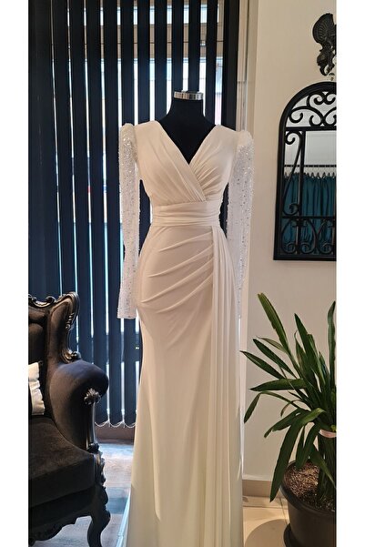 makbuleofficial Ecru biele, kravatový výstrih, rozparky, zásnubné svadobné šaty