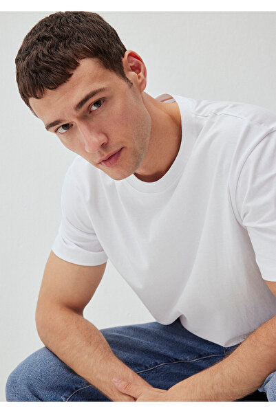 Mavi Fehér alap póló laza szabású / lazán kényelmes szabású 066249-620