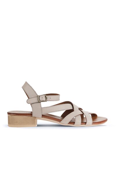 Bueno Shoes Gri Deri Kadın Az Topuklu Sandalet 01wa7300