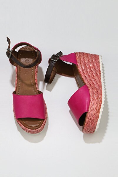 Bueno Shoes Φούξια δερμάτινα γυναικεία πέδιλα με σφήνα τακούνια 01wn3601