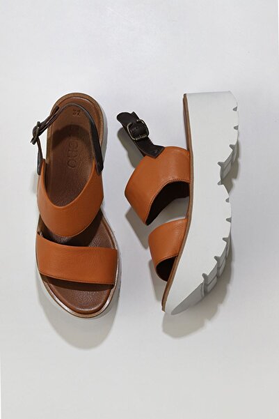 Bueno Shoes Ταν Δερμάτινα Γυναικεία Σανδάλια - Σφηνοτάκουνα, Μοντέλο 01wu11400