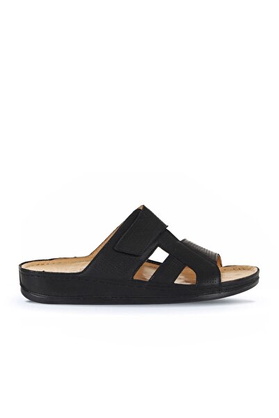 Bueno Shoes شبشب مسطح من الجلد المطبوع باللون الأسود للرجال 25mt2411