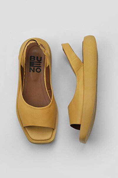 Bueno Shoes Κίτρινα Δερμάτινα Γυναικεία Σανδάλια Flat 01wy1014
