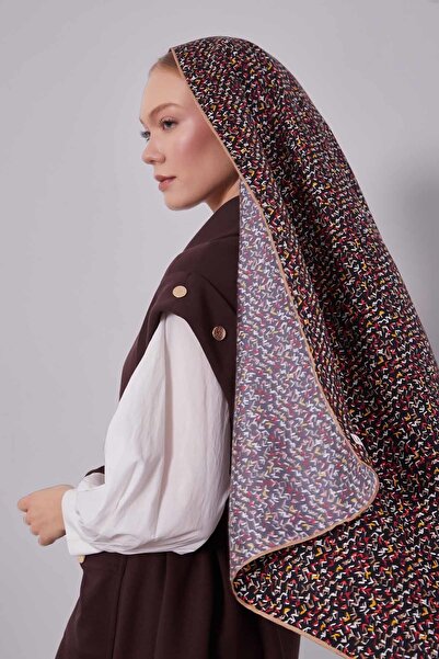 Levidor Μαύρο μεταξωτό μαντήλι με λεπτομέρεια με μίνι γράμματα