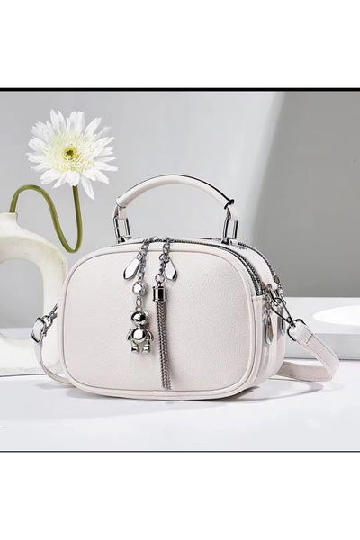 Zen Store حقيبة كتف نسائية أنيقة من جلد البولي يوريثان باللون الأبيض - محفظة فاخرة بتصميم شرابة