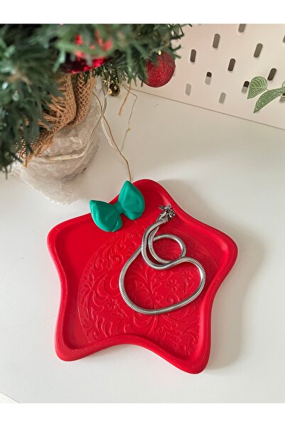 By Selen Suyolcu New Year Themed Multi-Purpose Desktop Organizer