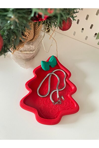 By Selen Suyolcu New Year Themed Multi-Purpose Desktop Organizer