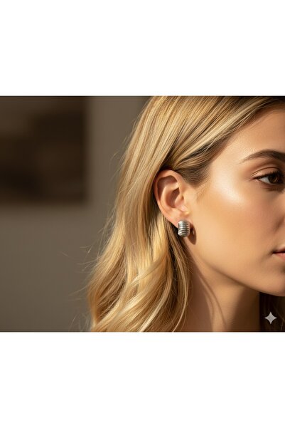 İNN JEWELLERY Çelik Küpe Kararmaz Antialerjik Vintage Figürlü (2 Yıl İthalatçı Garantili)