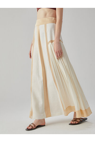 BAQA Pleated Detailed Long Skirt