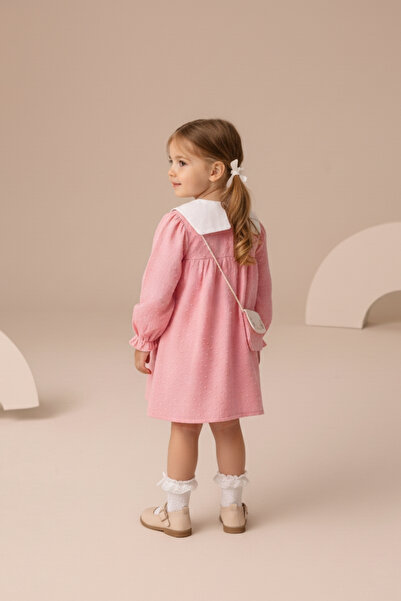 Minipodyum Kız Bebek Nakışlı Bebe Yaka Müslin %100 Pamuk Çantalı Elbise