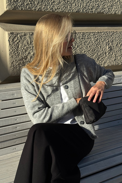 CHUBA Women's Crew Neck Buttoned Soft Textured Knitwear Cardigan Gray 26W3033