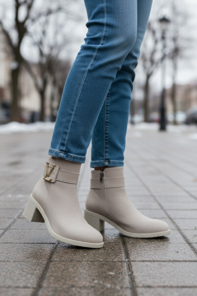 Y&D Shoes 2025-2026 New Season Women's Buckle Short Heeled Zippered Beige Boots