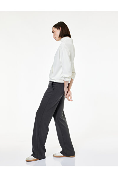 Koton Sportliche Anthrazitfarbene Damen-Jogginghose mit hoher Taille und weitem Bein 6Wak40058Nk