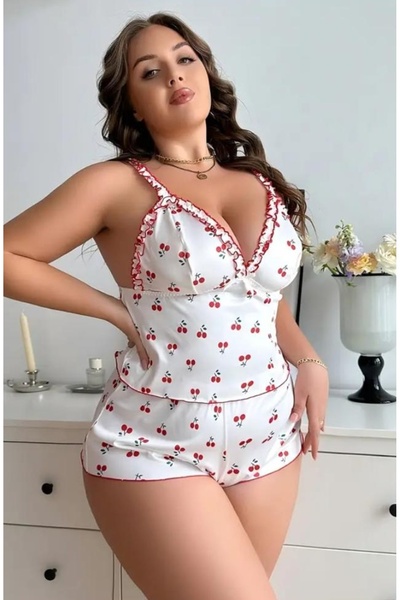 Wesby Desenli Büyük Beden Şort Bluz Takım