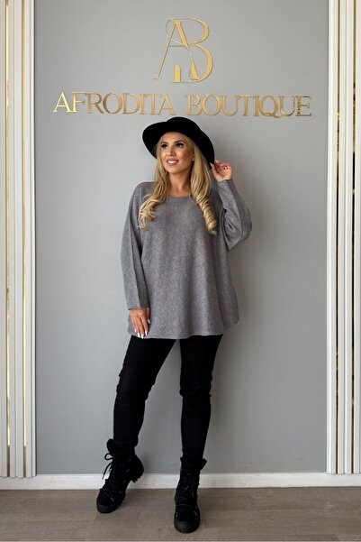 Afrodita Boutique Yones sweater