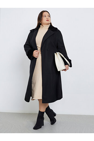 Styli Plus Size Black Wool Like Belted Coat with Fur Trim