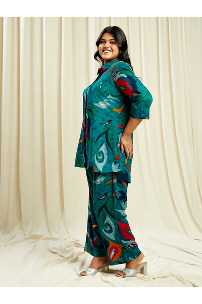 Globus By Styli Plus Size Abstract Print Shirt and Pants Co-Ords
