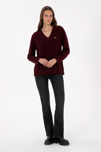 U.S. Polo Assn. Women's Burgundy V-Neck Sweater 50314934-Vr177
