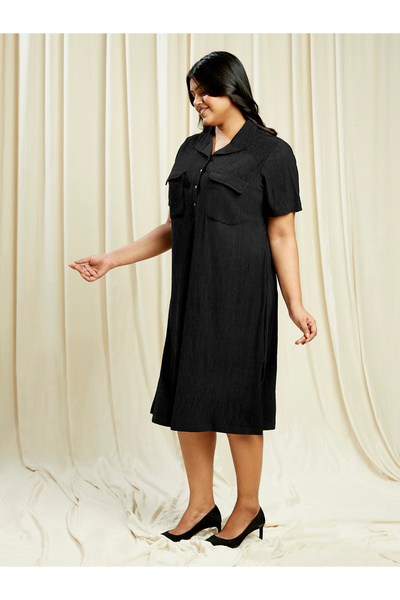 Globus By Styli Plus Size Black Buttoned Midi Dress