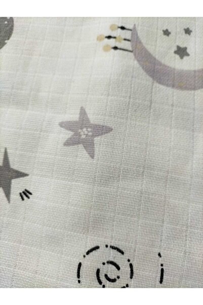 mayakids Baby White Star and Moon Patterned Muslin Blanket with Pompons
