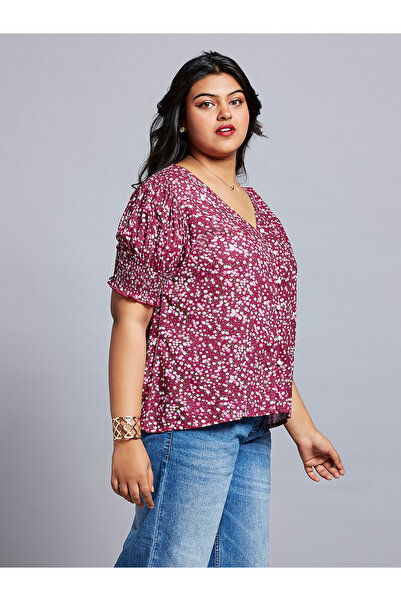 Globus By Styli Plus Size Floral Print Puff Sleeve Top