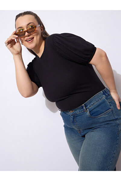 Sassafras By Styli Plus Size Black Ribbed Top with Puff Sleeves