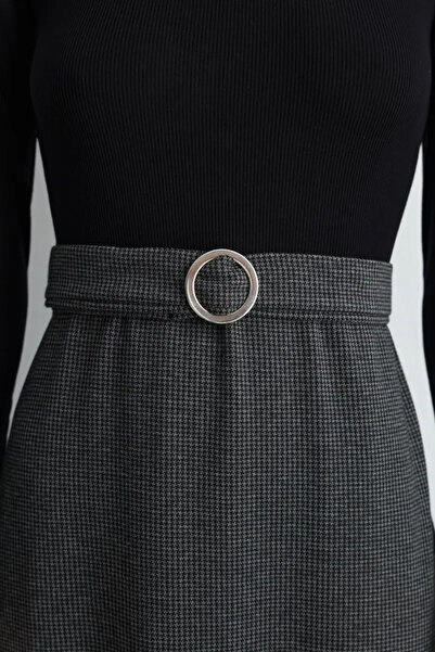 Gusto Beli Belted Viscose Dress - Black