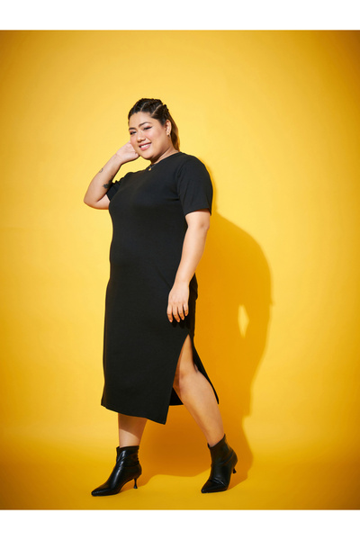 Sassafras By Styli Plus Size Black Side Slit Midi Dress