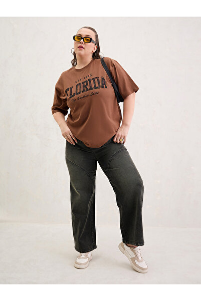Sassafras By Styli Plus Size Brown Florida Graphic T-Shirt