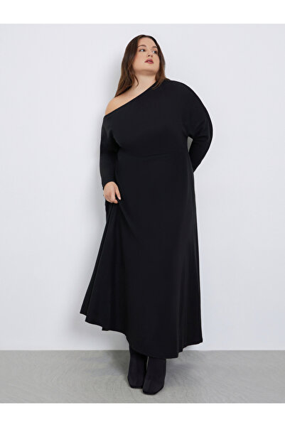 Styli Plus Size Asymmetric Neck Knit Maxi Dress