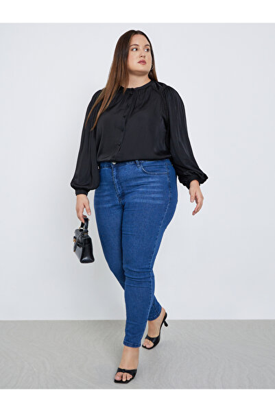 Styli Plus Size Black Long Sleeve Blouse
