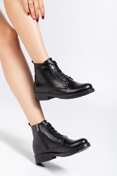 Budi 165-225 Black Yanki Lace-Up Zippered Daily Women's Boots