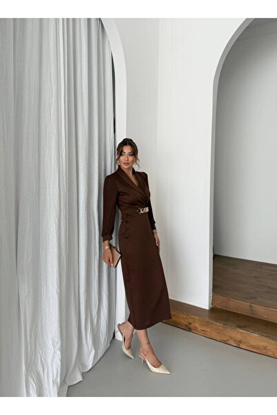 Siseniorita Midi Dress with Pleated Sleeves and Slit - Elegant V-Neckline