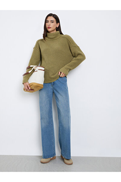 Styli Green Oversized Turtleneck Sweater