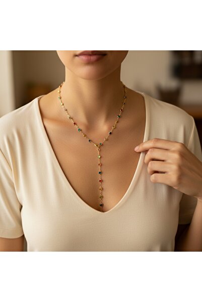 SAZAK AKSESUAR قلادة على شكل قلب ملونة من موديل Y للموسم الجديد