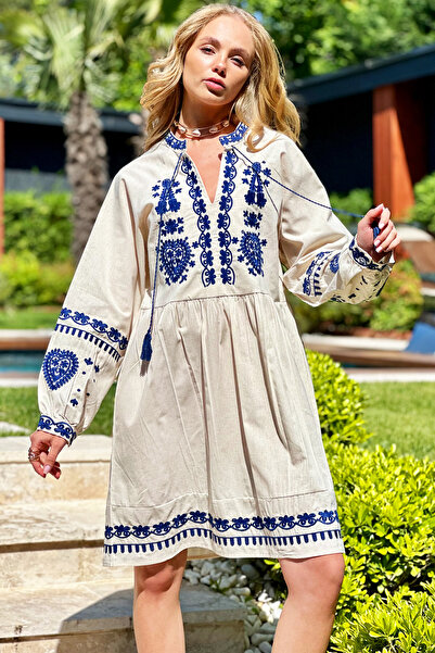 Trend Alaçatı Stili Γυναικείο φόρεμα από ακατέργαστο λινό V-λαιμόκοψη - ALC-X12419