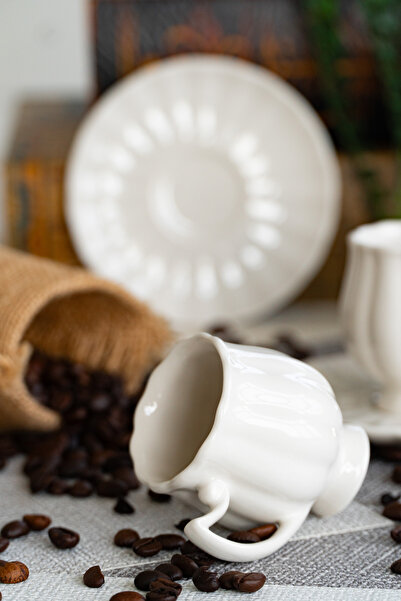 Farika Porselen Tulip 4 Piece 2-Person Porcelain Coffee Cup Set