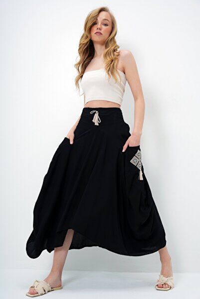 Trend Alaçatı Stili Női fekete hímzésű dupla zsebes Shalwar szabású szőtt szoknya ALC-X11801