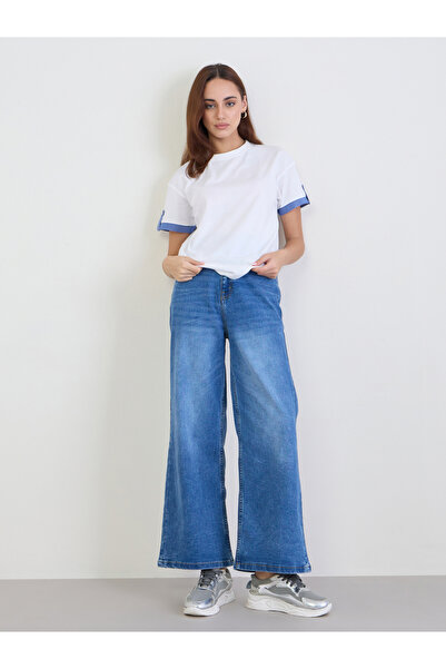 Styli White Cotton T-Shirt with Blue Cuff Detail