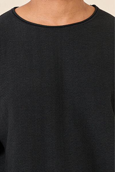 Styli Premium Textured Knit Relaxed Long Sleeve T-shirt with Raw Neckline