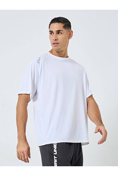 Styli Regular Fit Shoulder Print Detail Athleisure T-Shirt