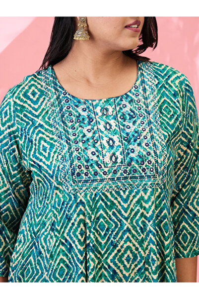 Globus By Styli Plus Size Green Geometric Print A-Line Kurta