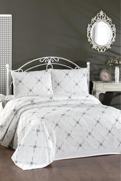 Çeyiz Diyarı Cuvertură de pat dublă din chenille brodată Kanola, 3 piese