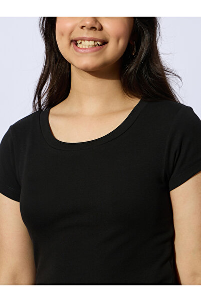 NOH-VOH By Styli Black Ribbed Short Sleeve Top