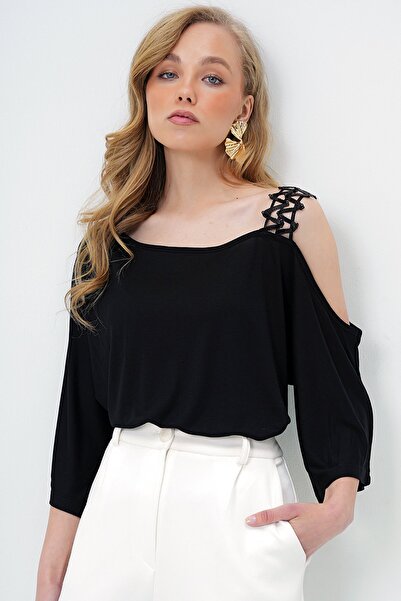Kadın Siyah Kayık Yaka Tek Omuz Payet Bantlı Bluz ALC-X14129